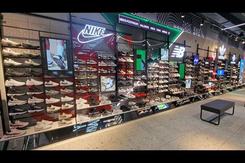 Nike discount store lakeside
